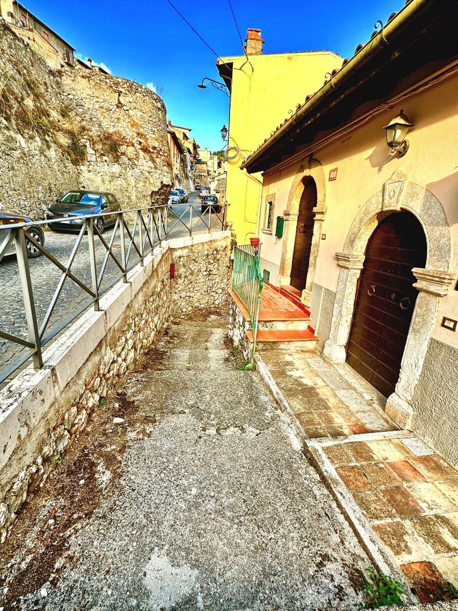 Villa Casa San Ferrante Celano Exterior foto